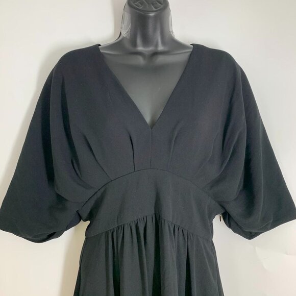 Alexia Admor V- Neckline Black Lined Pocket Dress Size 6 - Picture 5 of 14